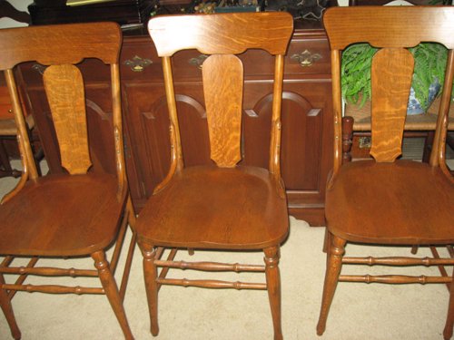 Property photo 147 - Major Antique & Collectibles Auction